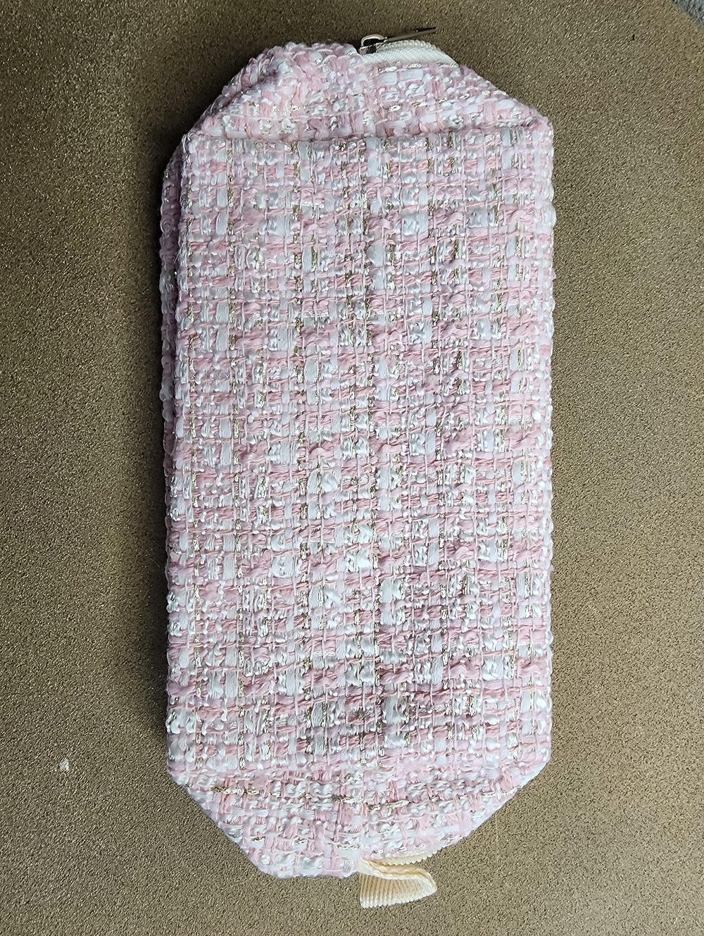 NWOT Pink Tweed Zip Pouch Cosmetic Case